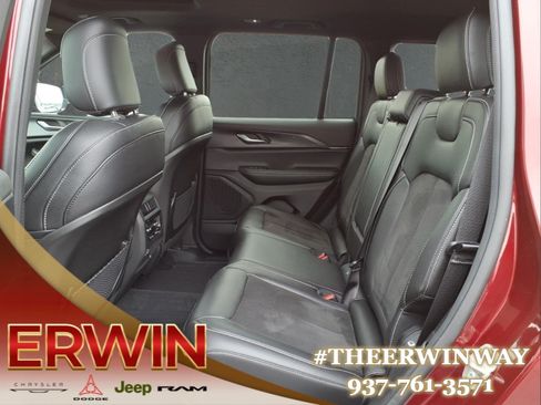 Certified 2024 Jeep Grand Cherokee Altitude AWD/4WD image 25