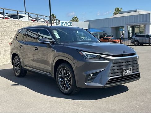 New 2026 Lexus TX 350 AWD image 2