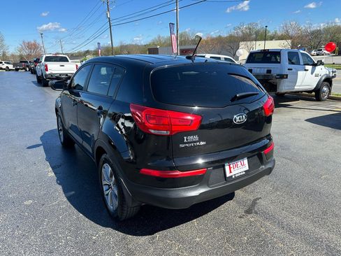 Used 2015 Kia Sportage LX image 2