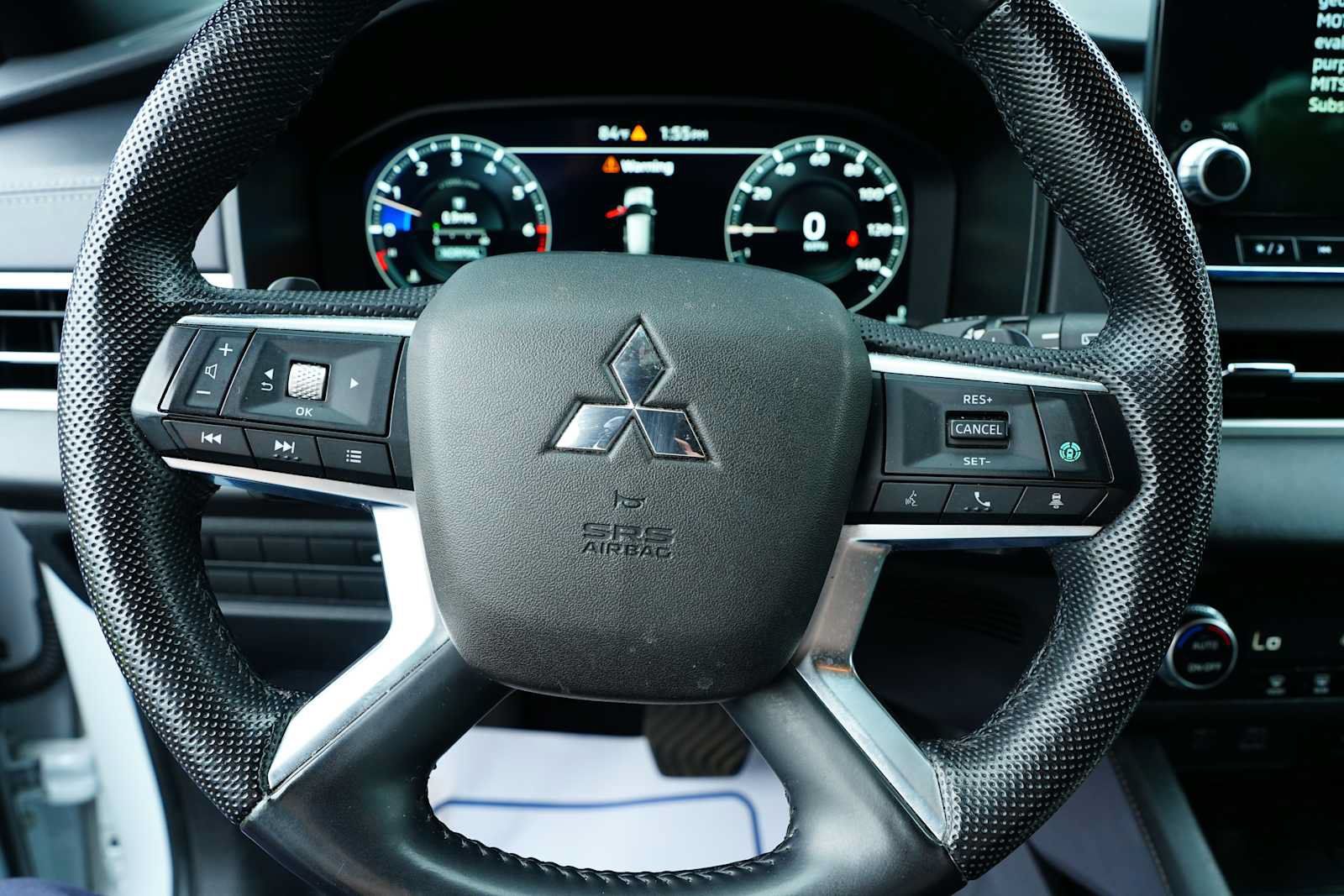 Used 2023 Mitsubishi Outlander Ralliart AWD/4WD image 19