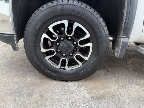 Used 2020 GMC Sierra 2500 SLE w/ SLE Value Package; image 15