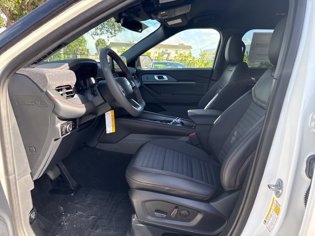 New 2027 Ford Explorer ST-Line w/ Premium Package RWD image 18