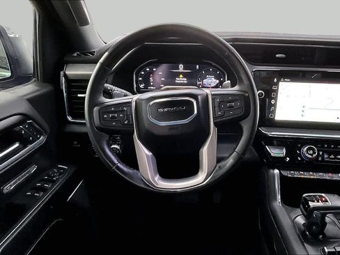 Used 2024 GMC Sierra 1500 Denali w/ Technology Package AWD/4WD image 6