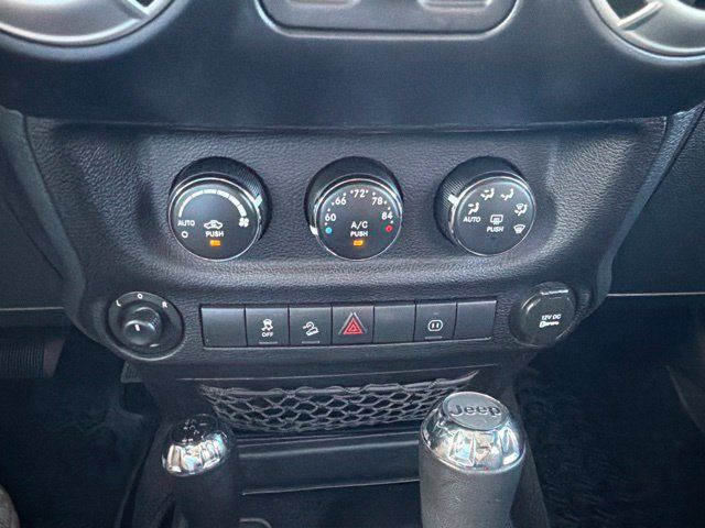 Used 2011 Jeep Wrangler Rubicon w/ Call of Duty Group AWD/4WD image 20