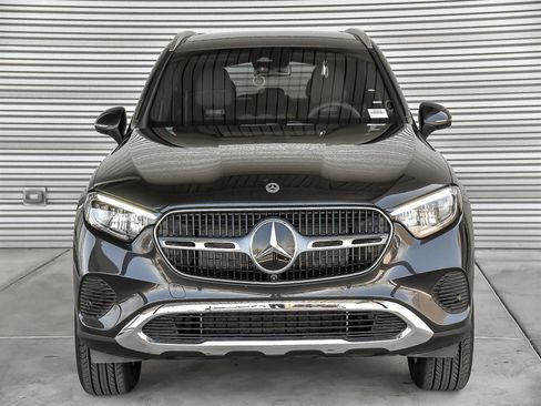 Certified 2025 Mercedes-Benz GLC 300 4MATIC image 2