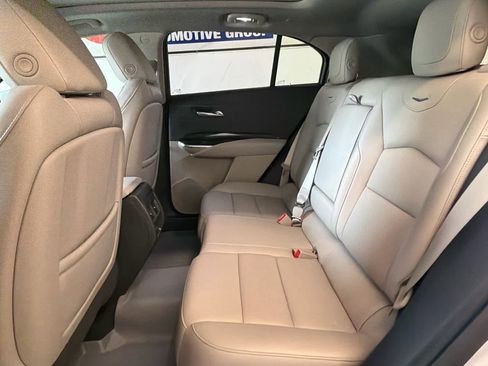 Used 2021 Cadillac XT4 Premium Luxury image 25