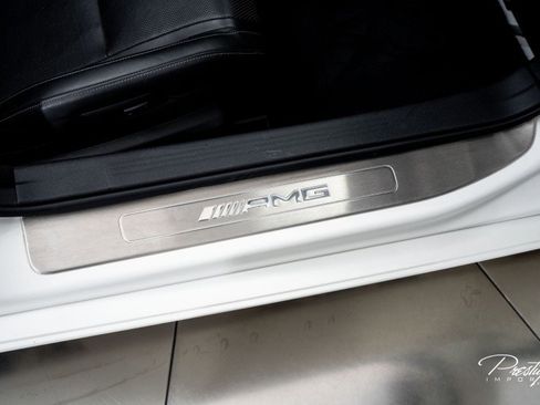 Used 2018 Mercedes-Benz AMG GT Roadster image 51