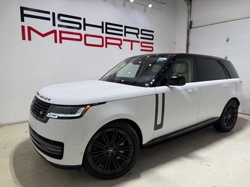 Used 2023 Land Rover Range Rover Long Wheelbase SE image 7