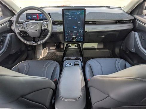 Used 2023 Ford Mustang Mach-E Premium image 17