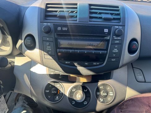 Used 2008 Toyota RAV4 Limited image 13