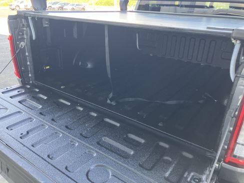 Used 2022 Ford F150 Lariat w/ Equipment Group 502A High image 6