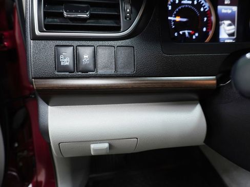 Used 2017 Toyota Camry XLE w/ Moonroof Package image 22