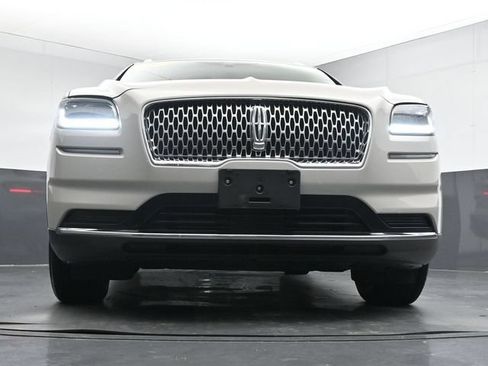 Used 2022 Lincoln Nautilus Reserve AWD/4WD image 30