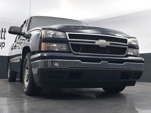Used 2007 Chevrolet Silverado 1500 LS RWD image 24