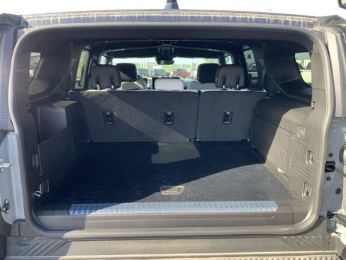 New 2025 GMC Hummer EV 3X AWD/4WD image 11