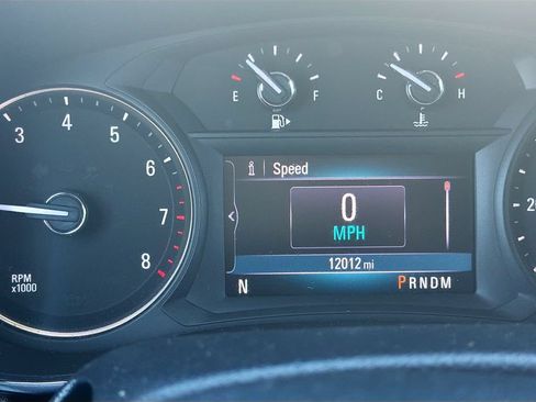 Used 2022 Buick Encore Preferred w/ Safety Package AWD/4WD image 12