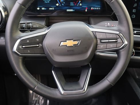 Used 2025 Chevrolet Equinox LT AWD/4WD image 23