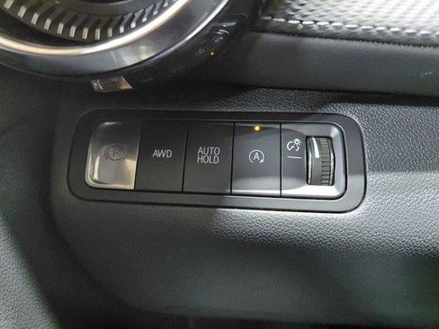 Used 2026 Chevrolet Equinox LT AWD/4WD image 41