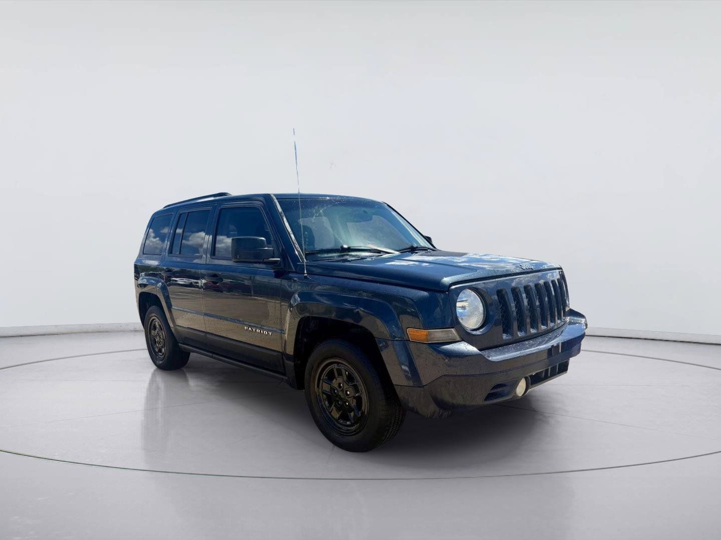 Used 2016 Jeep Patriot Sport FWD image 1