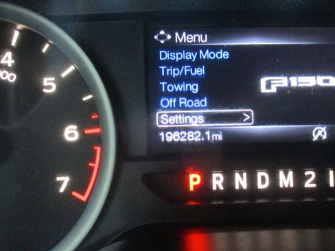 Used 2015 Ford F150 XLT w/ Equipment Group 302A Luxury RWD image 22
