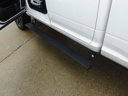 Certified 2024 RAM 2500 Laramie w/ Night Edition AWD/4WD image 12