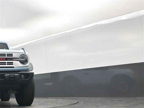 Used 2024 Ford Bronco Heritage Edition image 47