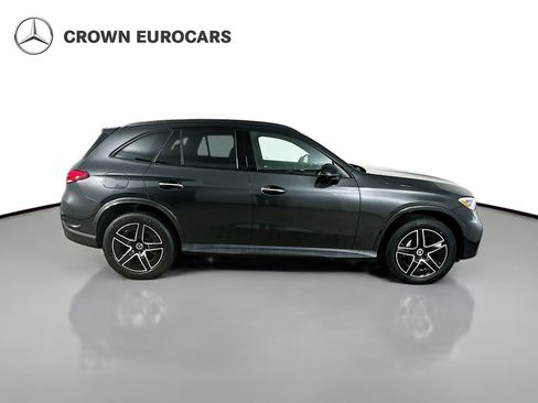 Used 2026 Mercedes-Benz GLC 300 4MATIC image 4