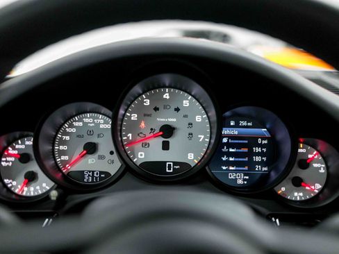 Used 2018 Porsche 911 Carrera T RWD image 73