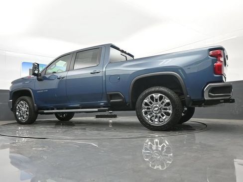 New 2026 Chevrolet Silverado 2500 LT w/ All Star Edition AWD/4WD image 18