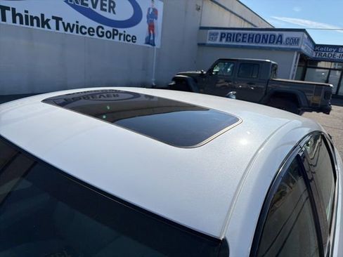 Used 2025 Honda Accord SE image 12