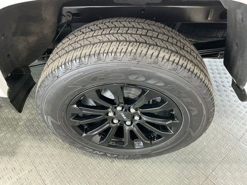 Used 2021 GMC Canyon Elevation Standard w/ Convenience Package RWD image 36