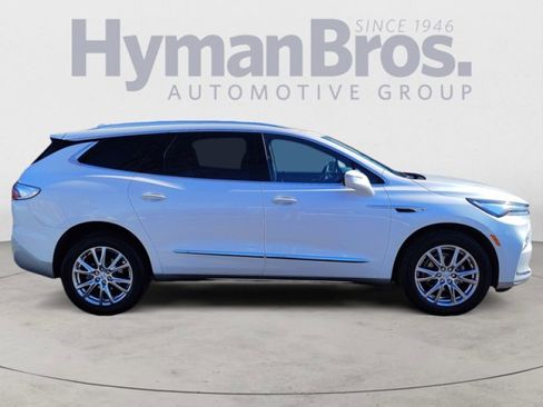 Used 2023 Buick Enclave Premium w/ Experience Buick Package image 2