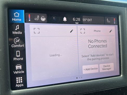 Used 2022 Chrysler Voyager LX image 21