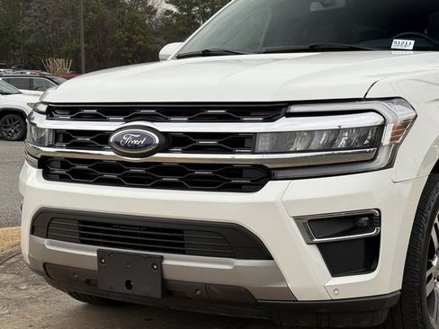 Used 2024 Ford Expedition Max Limited image 10