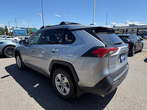 Used 2019 Toyota RAV4 XLE w/ Convenience Package AWD/4WD image 4