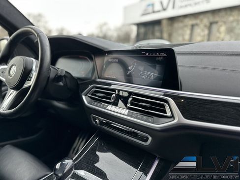 Used 2020 BMW X7 xDrive40i w/ M Sport Package AWD/4WD image 39