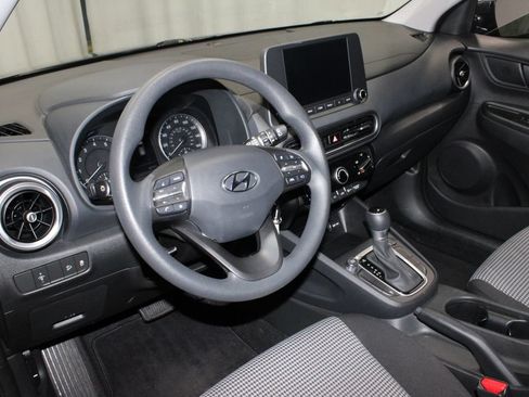 Used 2022 Hyundai Kona SE FWD image 24