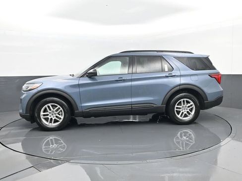 New 2026 Ford Explorer Active image 5