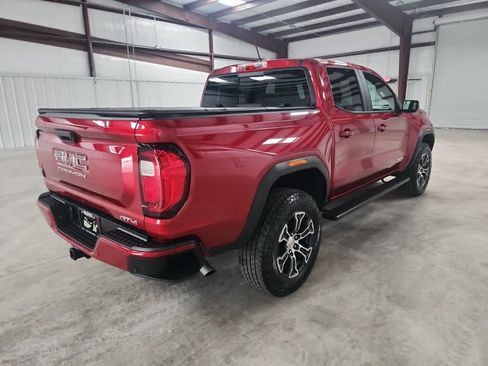 Used 2024 GMC Canyon AT4 w/ Technology Package AWD/4WD image 5