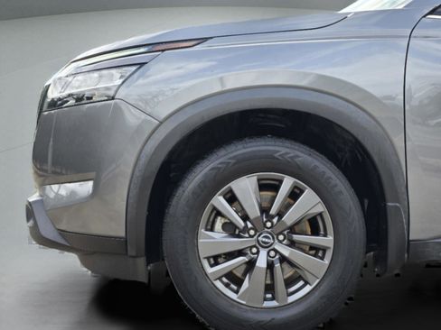 Used 2022 Nissan Pathfinder SV w/ SV Premium Package AWD/4WD image 37