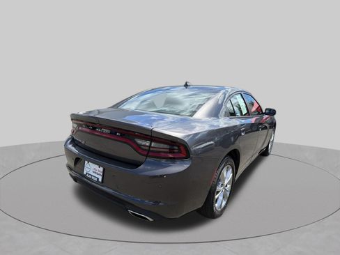 Used 2022 Dodge Charger SXT w/ Driver Convenience Group AWD/4WD image 3
