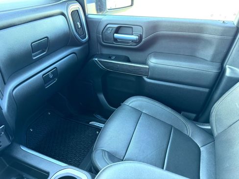 Used 2023 Chevrolet Silverado 2500 LTZ w/ LTZ Convenience Package image 32