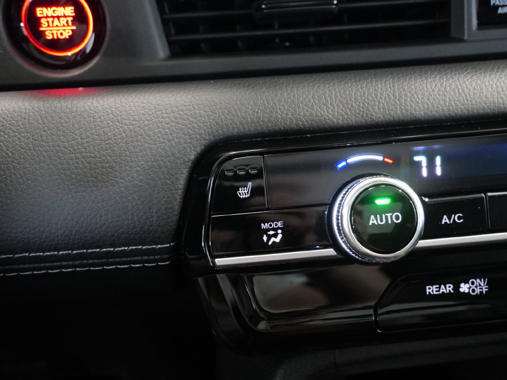 Used 2025 Honda Pilot Touring image 35