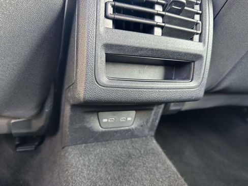 Used 2024 Volkswagen GTI S image 9