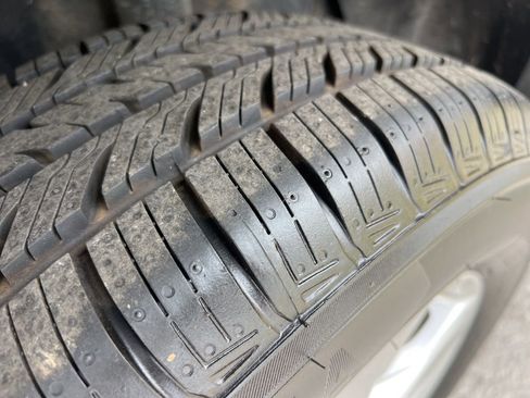 Used 2021 Toyota RAV4 XLE w/ XLE Grade Weather Package image 8