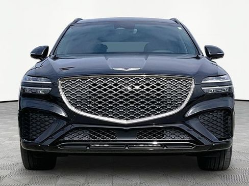 Used 2023 Genesis GV70 3.5T Sport w/ Sport Prestige Package AWD/4WD image 3