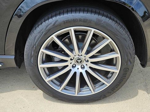 Certified 2026 Mercedes-Benz GLS 580 4MATIC image 9