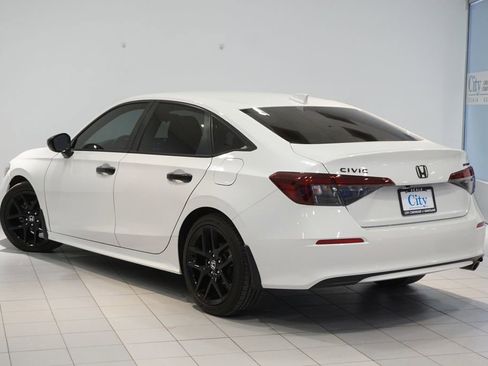 Used 2025 Honda Civic Sport image 8