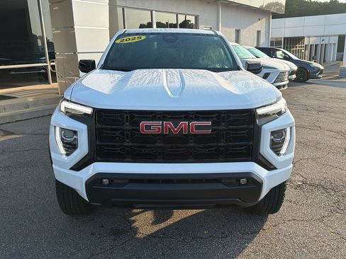 Used 2025 GMC Canyon Elevation w/ Convenience Package AWD/4WD image 2