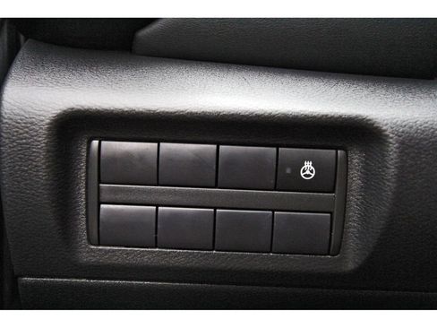 Used 2024 Nissan Kicks SR w/ SR Premium Package FWD image 19